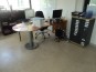 Mobilier de bureau, matériel informatique