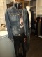 Agencement magasin, stock de vêtements