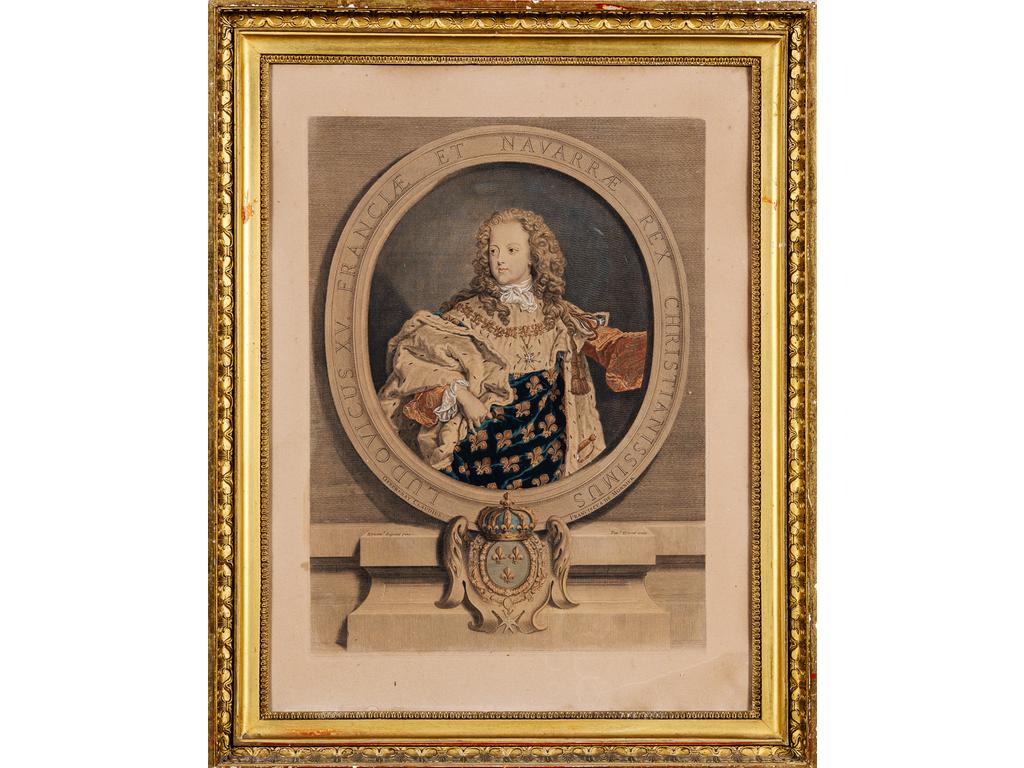 (D'après) Hyacinte RIGAUD, gravé par Drevet : Portrait du jeune Roi Louis XV dans un médaillon. Gravure en couleur encadrée sous verre. Dim : 54 x 40.5 cm.