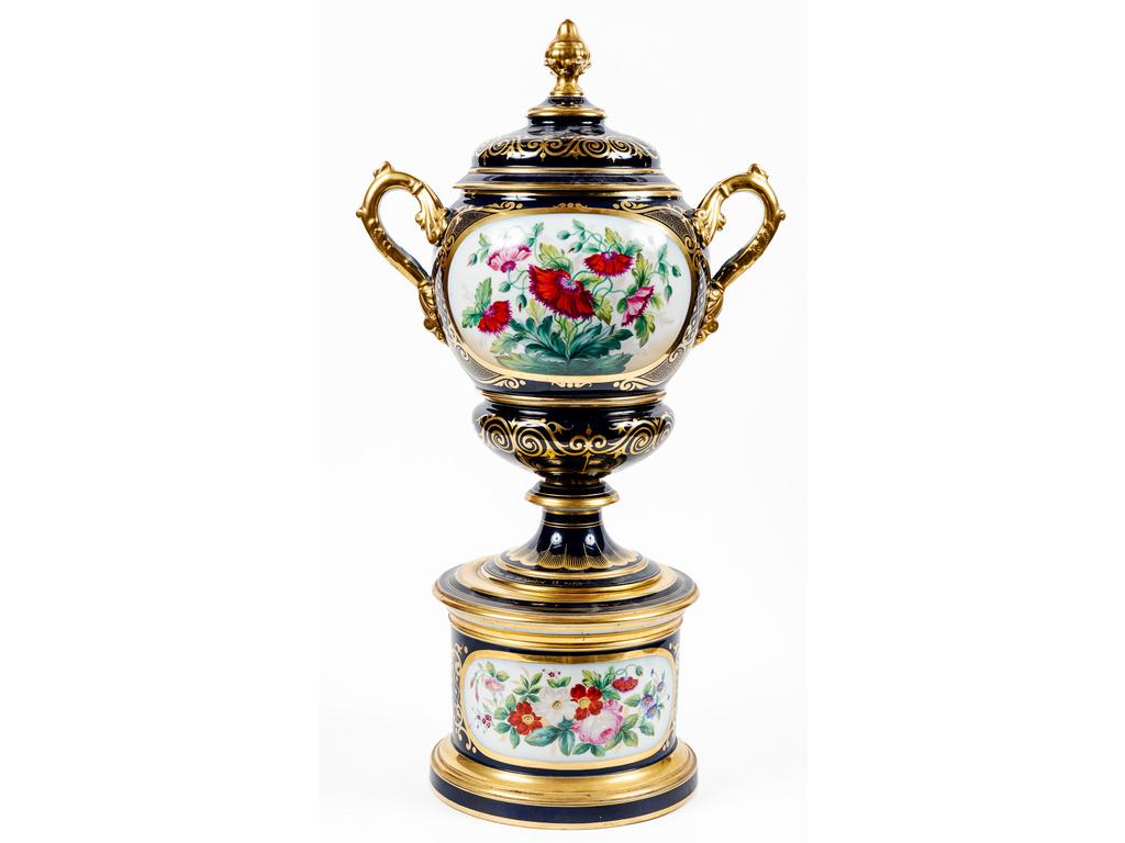 Grand pot couvert à pharmacie à anses en porcelaine gris bleu et dorée avec une inscription 