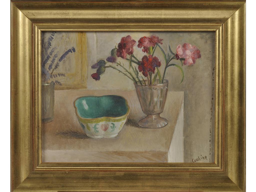 Othon COUBINE (1883-1969) : Nature morte au vase de fleurs. Huile sur toile signée en bas à droite. Dim : 25 x 33 cm.