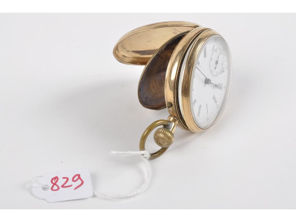 Montre gousset en or jaune 14k (AC). Oxydations et déformations. Poinçon écureuil Contre boîtier et anneau en cuivre. PB: 78g