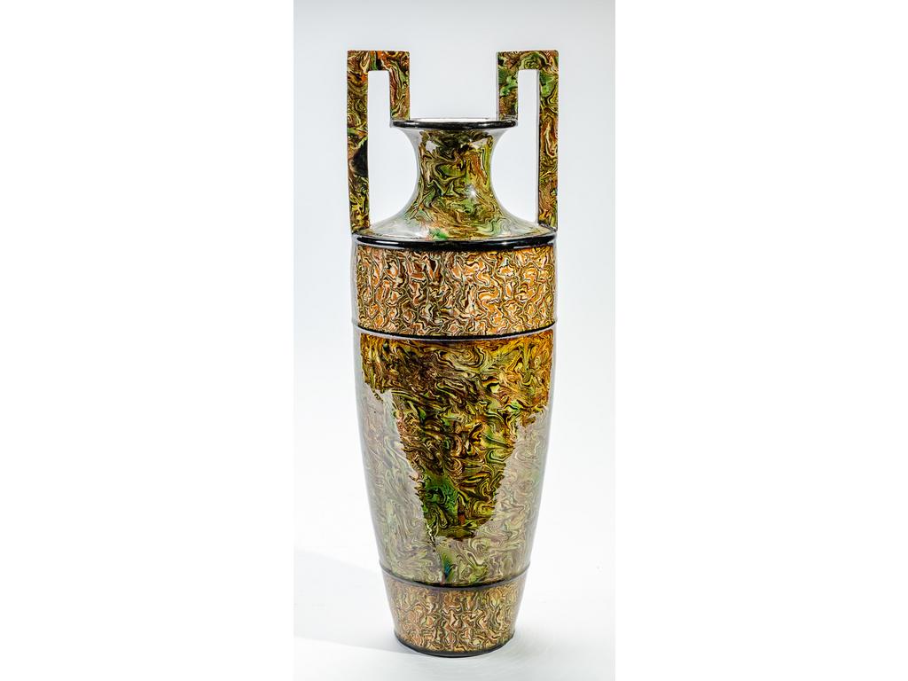 Manufacture PICHON à Uzès : Vase marbré en terres mêlées de forme balustre à anses à l'Etrusque. Signé du cachet de Bernard PICHON. (Une anse cassée, recollée). Hauteur : 50 cm.