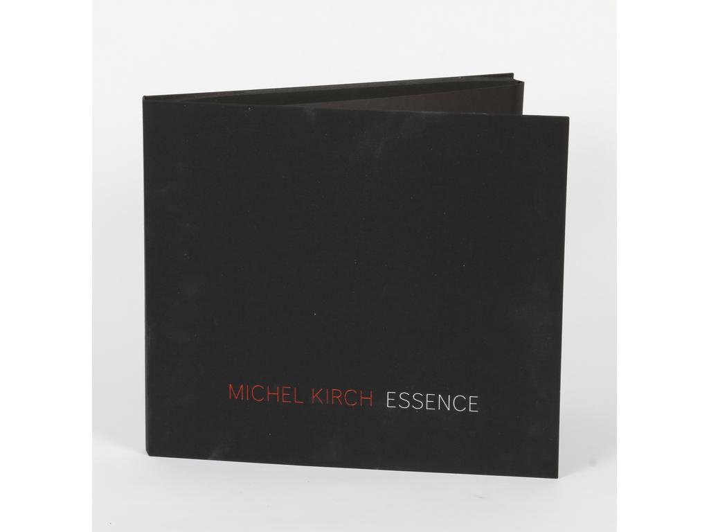 Michel KIRCH (1959) : Essence 2. Portfolio édité à 25 exemplaires composé d'une photographie originale numérotée 1/25 et signée. Ainsi que 10 impressions off-set. Préface d'Edgar MORIN. Coffret n° 23/25.