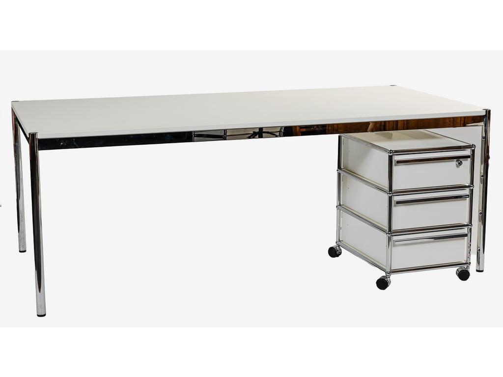 Fritz HALLER, Editions VSM HALLER : Grande table-bureau. Plateau en bois stratifié blanc et pieds en métal chromé. Signé. Avec un bloc tiroir VSM Haller métallique à roulettes. Hauteur : 74 cm. Dim du plateau : 200 x 100 cm