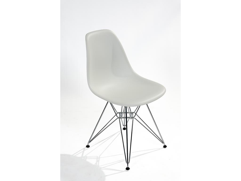 Charles EAMES - VITRA : 1 chaise DSR coque plastique blanc. Pieds tour Eiffel en métal