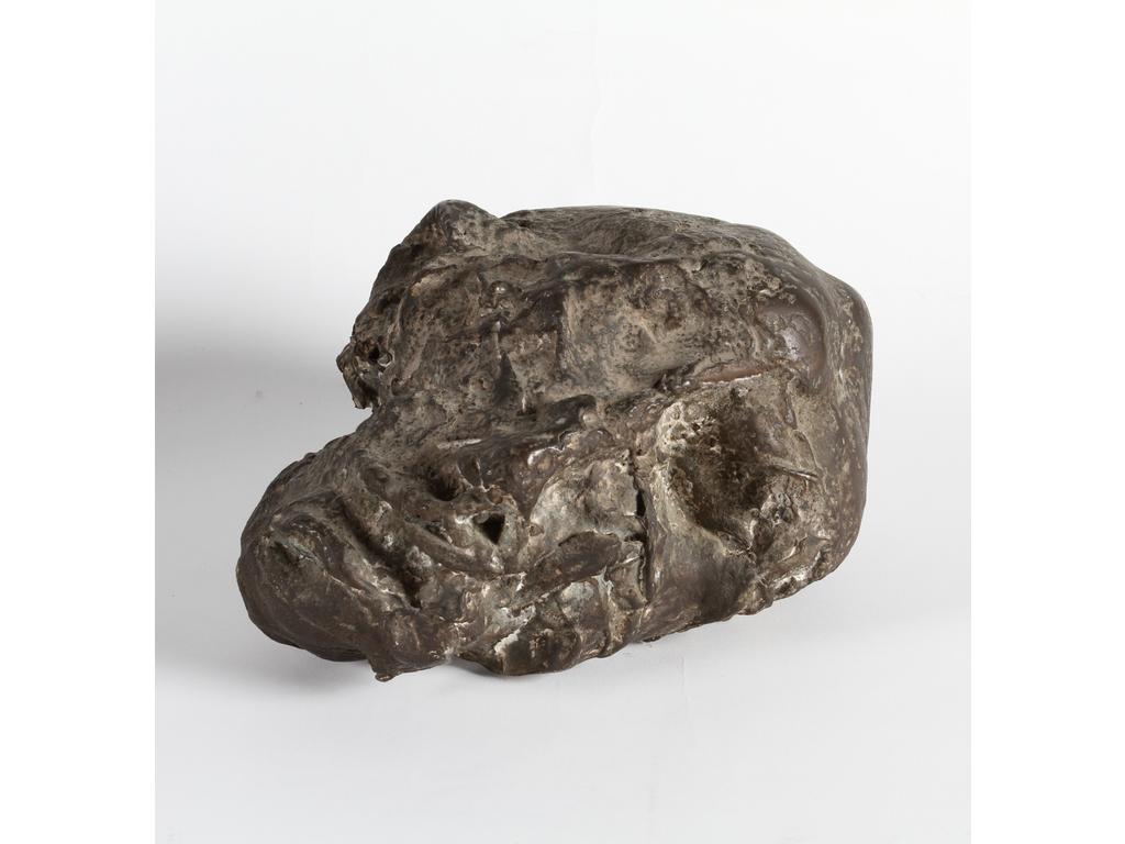 Jean ROULLAND : Tête en bronze patiné. Dim. : 23x26x15cm. (Un document écrit de Pierre Droulers, fils de Robert Droulers, attestant que ce bronze a été acquis par son père directement auprès de l’artiste, sera remis à l’acquéreur.)
