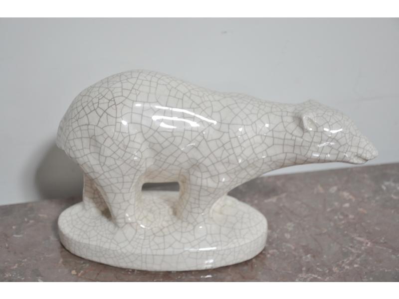Ours polaire.  Sujet en céramique blanche craquelée.  Epoque 193