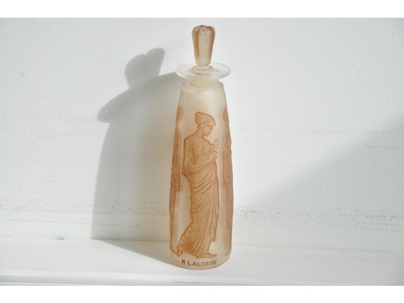 René LALIQUE (1860-1945) : Flacon 