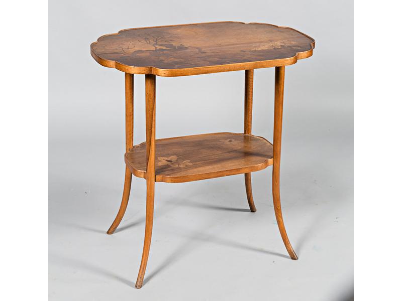 tablissements GALLÉ (1904-1936) : Table volante à un plateau d'