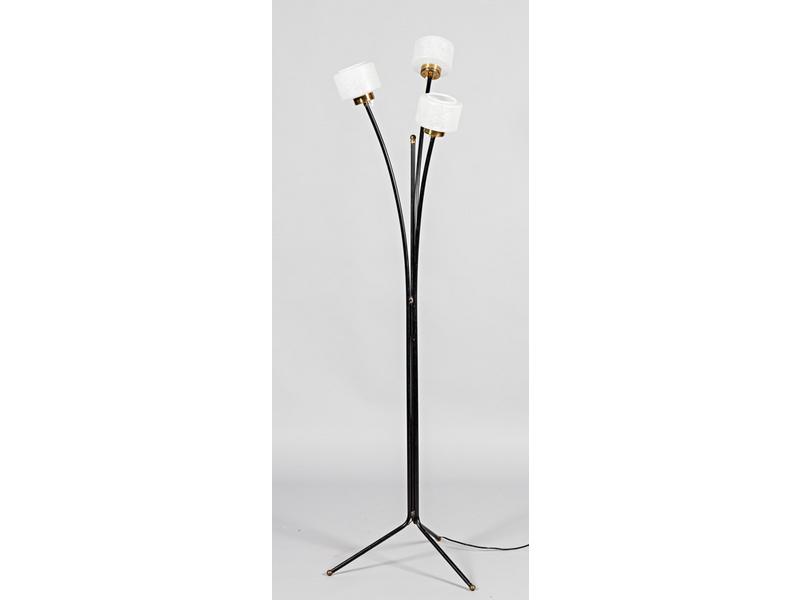 Petit lampadaire à trois bras de lumière en métal laqué noir écl