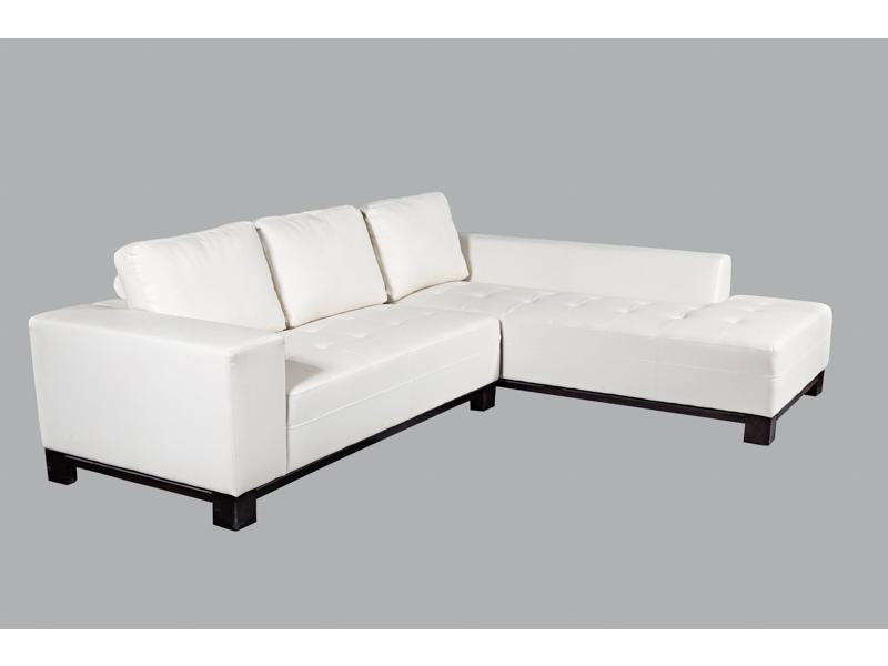 Canapé contemporain d'angle en cuir blanc, pieds en bois noir.