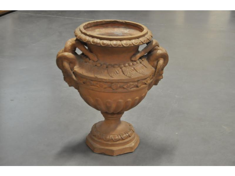 Grand Vase En Terre Cuite Patinée - Décor De Palmettes - XXe Siècle - Vert