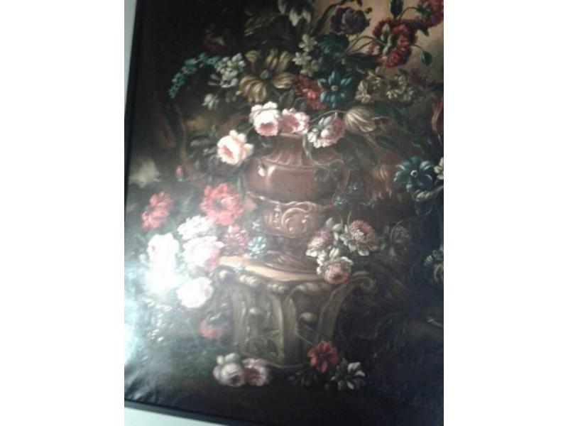 Tableau - Composition florale - Huile sur toile (soulèvements). Dim. 115x87 cm.
