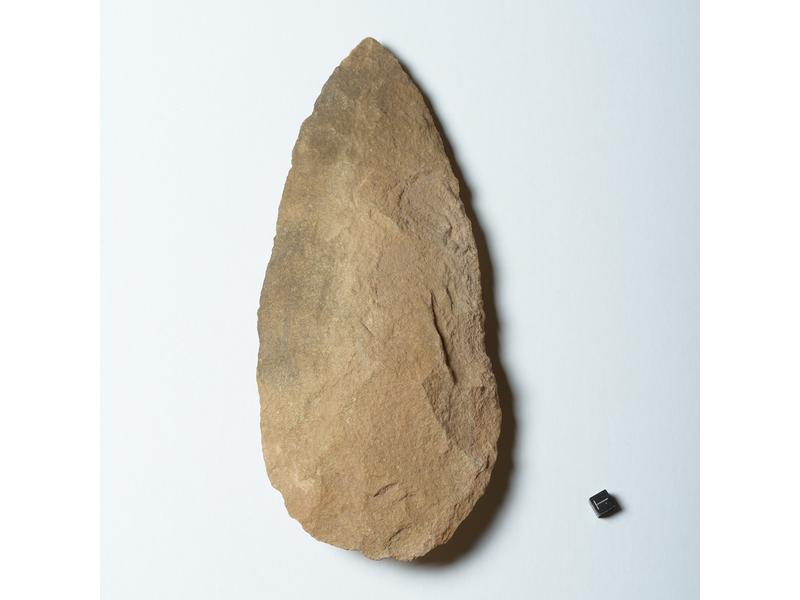Biface Paléolithique Acheuléen - Pierre Préhistorique Du Sud Maroc - Lot N°1062