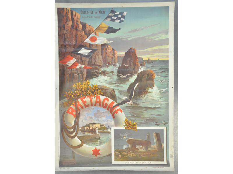 D'aprés F. HUGO d'ALESY : Affiche en couleur représentant la Bretagne : Belle île en mer, dolmen et ménhirs. (entoilée, quelques rousseurs en bas dans la marge et deux petits trous de poinçonnage sur les côtés). Dimensions : 105x75 cm