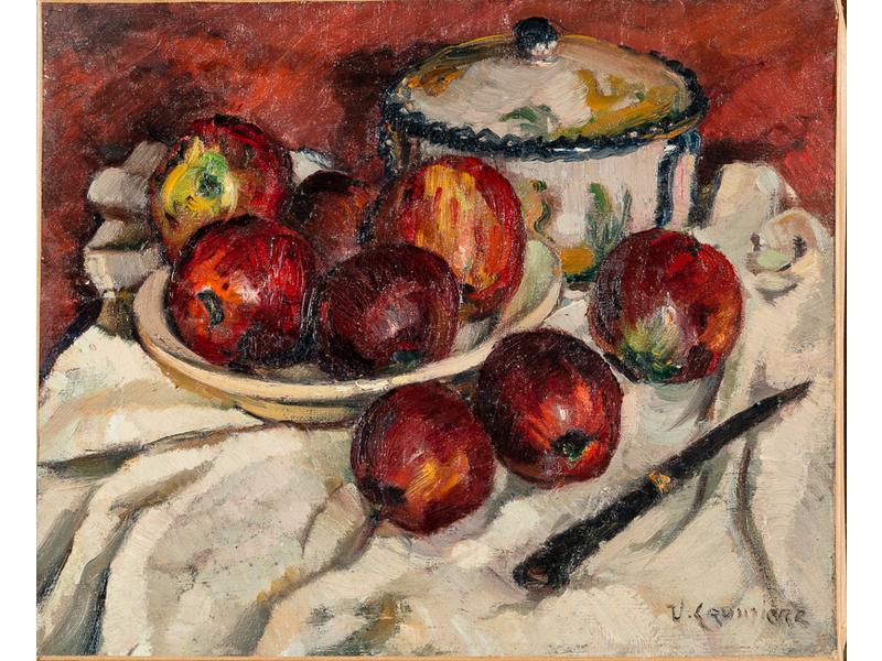 Victor CRUMIERE (1895-1950) : Nature morte aux pommes. Huile sur toile signée en bas à droite. Dim.: 38x46 cm.