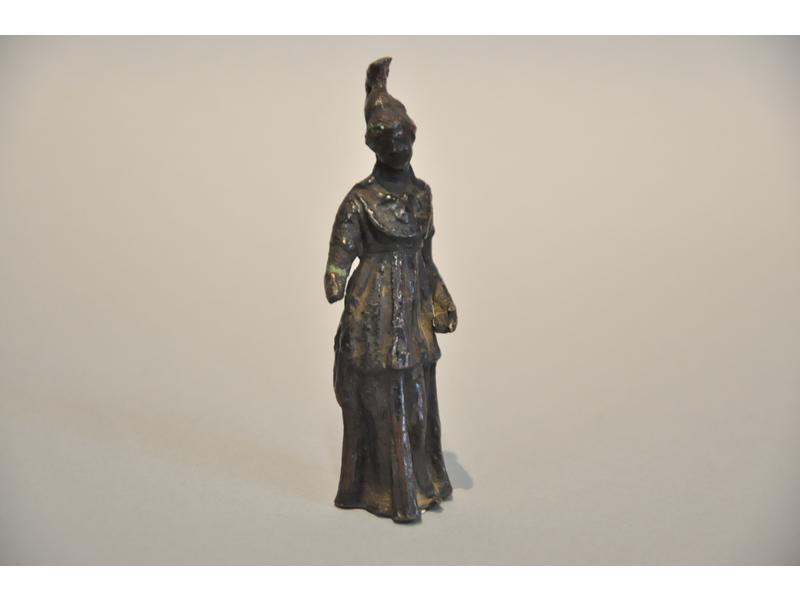 Athena.  Statuette en bronze à patine brune.  Epoque Gallo-Romaine.  Hauteur : 10 cm. (manque la main droite)