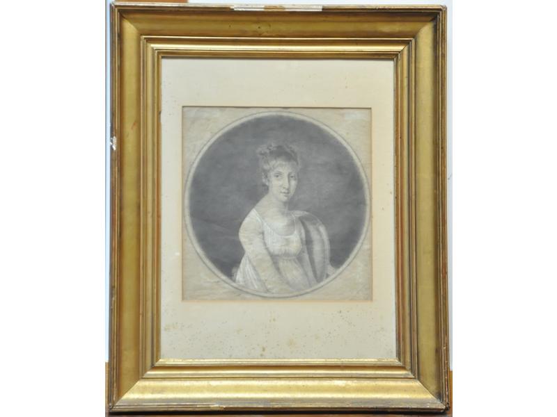 Angélica AUBRY : Portrait de femme dans un médaillon. Dessin au crayon et réhauts de craie, signé en bas à gauche et daté 1799.  Diam.: 25 cm.