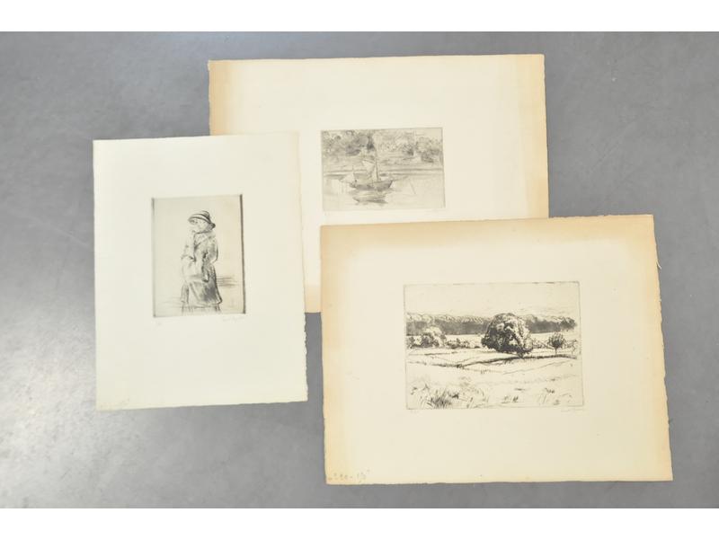 Ernest ROUART (1874-1942): Ensemble de trois pointes sèches: Champ, dim.: 12x16,5cm, Femme au manchon, dim.: 11,5x8,5cm, Voiliers, dim.: 8x11,8cm