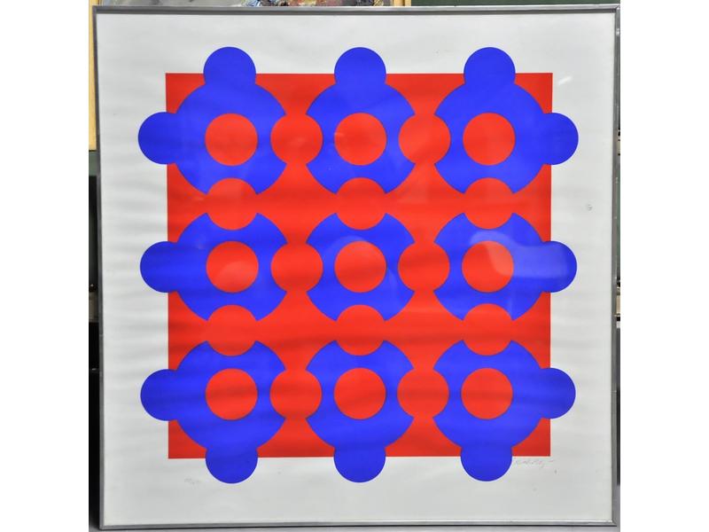Victor VASARELY (1906-1997) : Composition en bleu et rouge.  Sérigraphie signée en bas à droite au crayon dans la marge, numérotée 158/290.  Edition Domberger Stuttgart.  Dim. feuille : 66.5x66.5 cm.