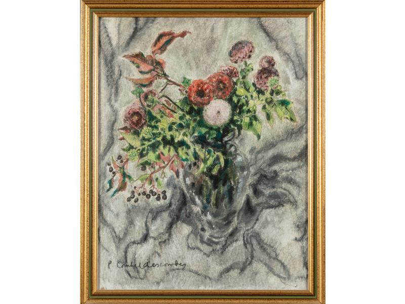 Pierre COMBET DESCOMBES (1885-1966) : Bouquet de fleurs. Pastel signé en bas à gauche.  Dim.: 61x47 cm.