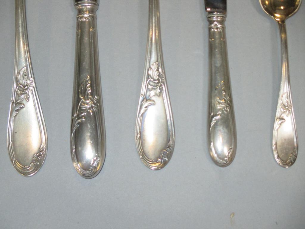 Lot De Couverts En Argent Massif Pays-Bas (cuillères Et Fourchettes) Style Napoléon III