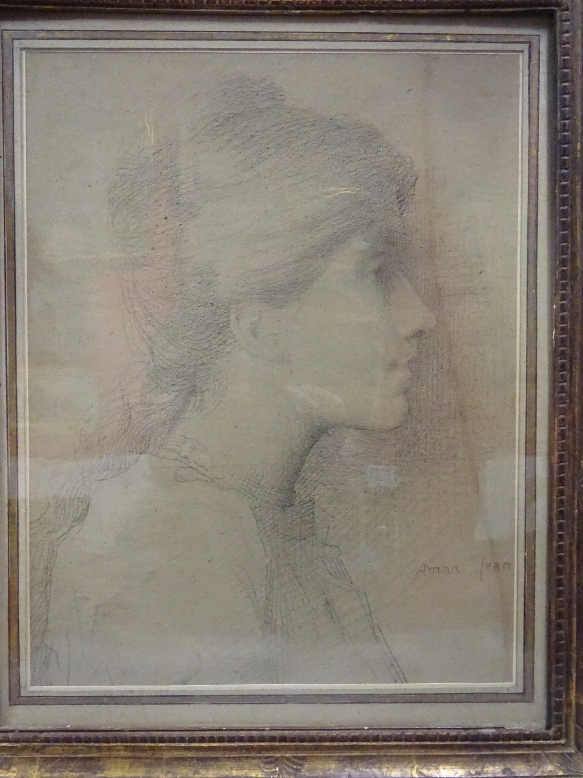 Edmond AMAN-JEAN ( 1860-1936) : Portrait de Thadée ( Femme de l'artiste). Dessin. Signature en bas à droite. Dim : 56,5 x 45,5 cm. Provenance : Descendants de Madame Thadée Caroline Jacquet, épouse du peintre.