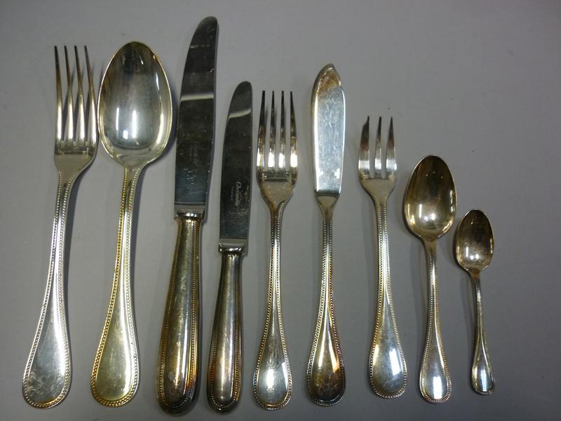 Couteau de table standard Perles Métal Argenté
