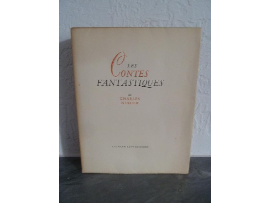 NODIER, Charles. (PRASSINOS, Mario) : Les contes fantastiques. Paris : Calmann-Lévy, 1945. Un volume petit in-4° broché sous couvertures imprimées et rempliées. Non rogné. Illustré de 91 pointes-sèches de Mario PRASSINOS, dont 42 en-tête, 20 à pleine page et 29 culs-de-lampe , Tiré à 515 ex. numérotés sur Vergé de Rives. 1 des 50 de tête mais sans les enrichissements. Dos un brin bruni. BON EXEMPLAIRE.