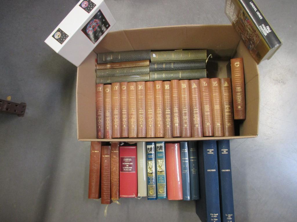 Lot d'ouvrages divers dont les oeuvres de BALZAC aux Editions LE CLUB FRANCAIS DU LIVRE