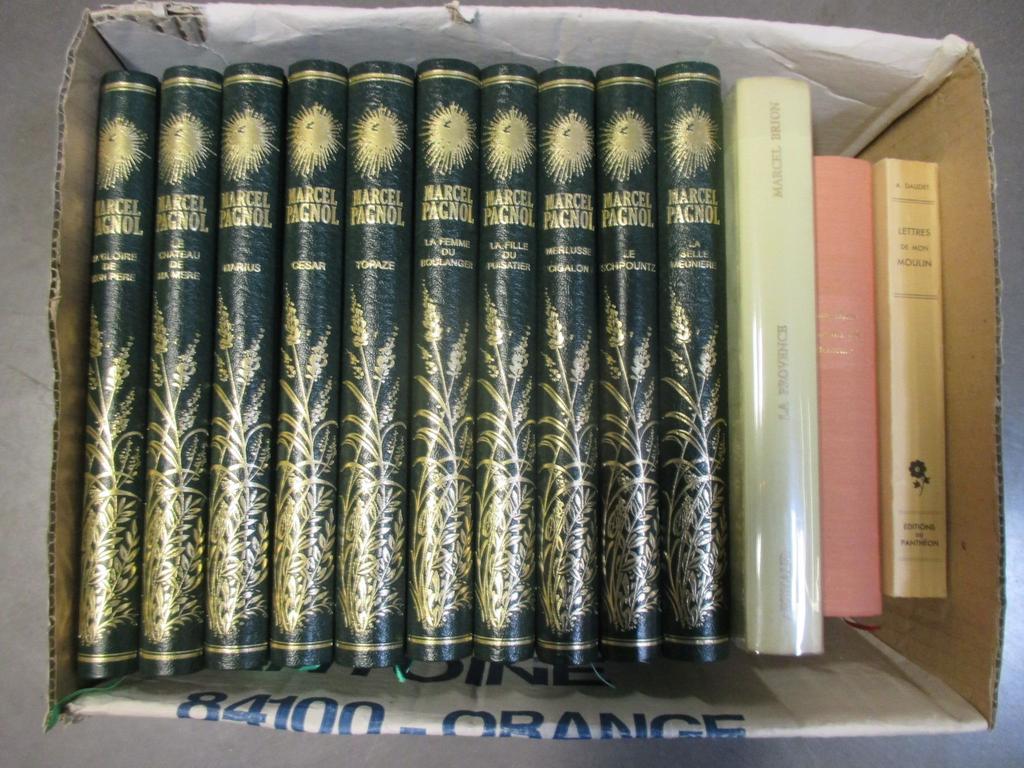 PAGNOL Marcel : Les oeuvres en 10 volumes. Editions Pastorelly 1973-1974 dont la gloire de mon père et le chAteau de ma mére illustrés par Dubout. On joint 3 autre volumes dont DAUDET