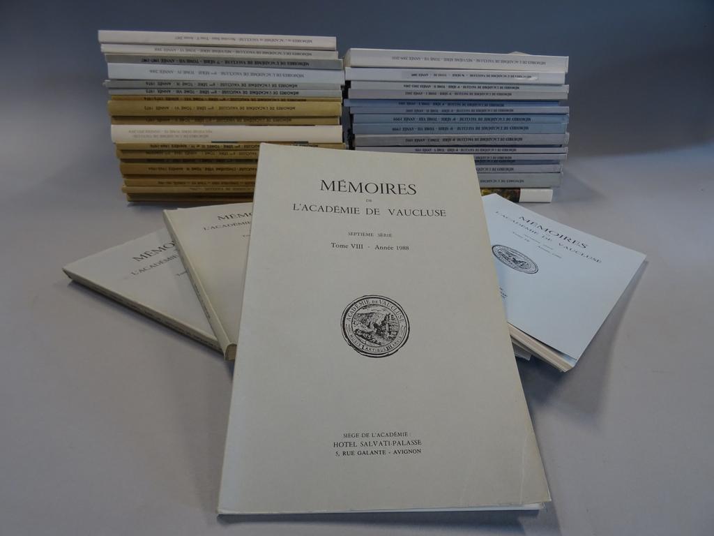 MEMOIRE DE L'ACADEMIE DE VAUCLUSE. 1 CARTON