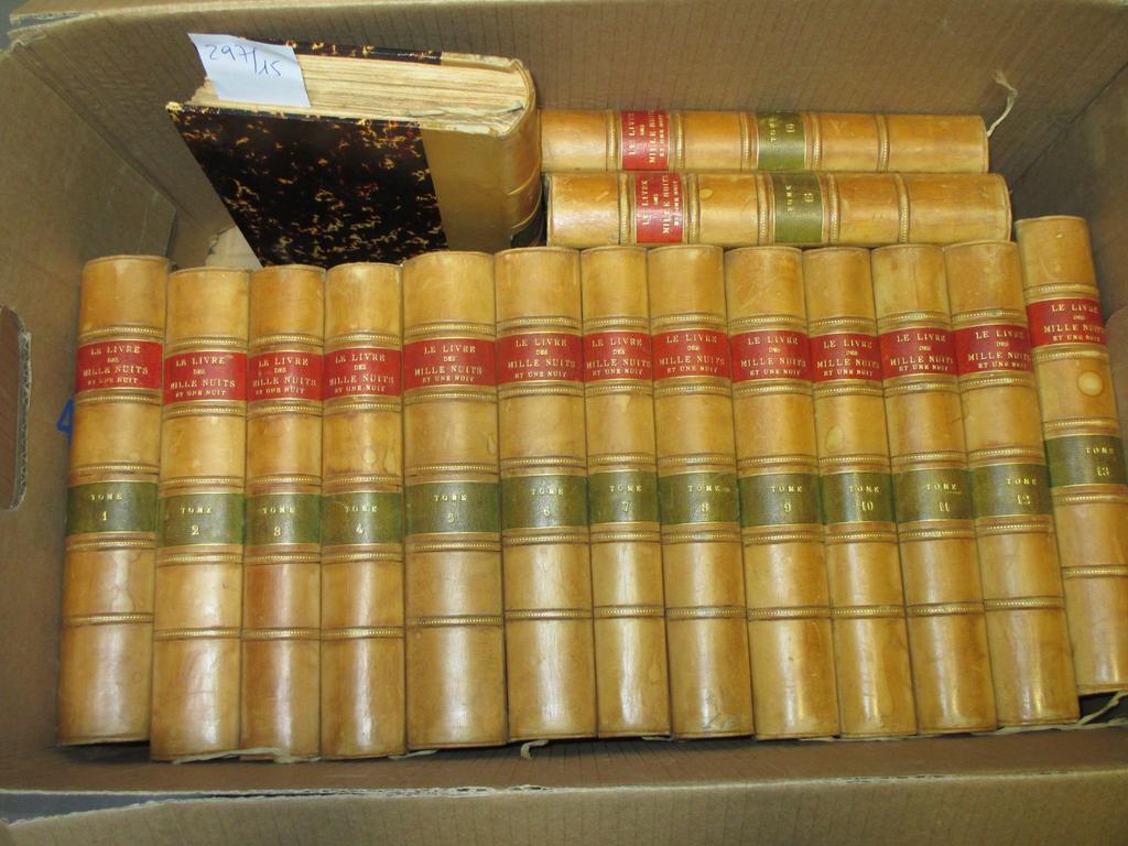 MARDRUS, J.C. (traduction de).  Le livre des mille nuits et une nuit. Paris : Editions de la Revue blanche, 1899. 16 volumes in-8°. Reliures demi-veau blond de lépoque, dos à nerfs surmontés de filet au pointillé doré, pièces de titre en maroquin rouge et de tomaison en maroquin vert. Quelques frottements et menus défauts. (n.c.)