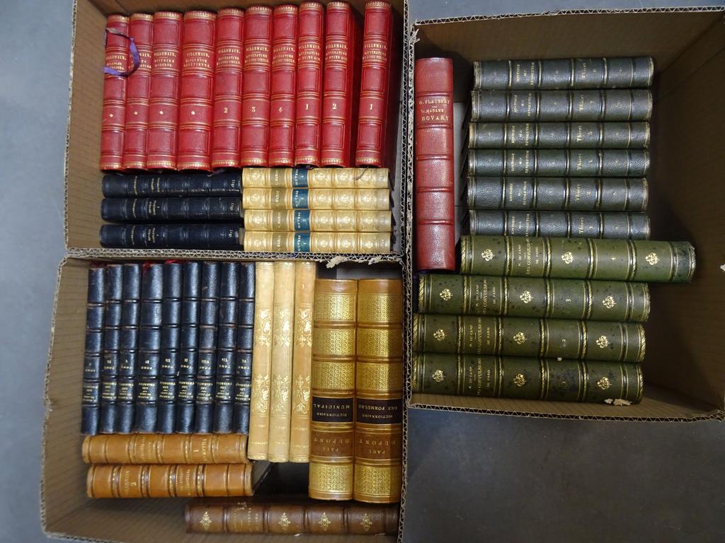 Ensemble de reliures du XIXème siècle, demi-cuir. En l'état. En tout 3 cartons