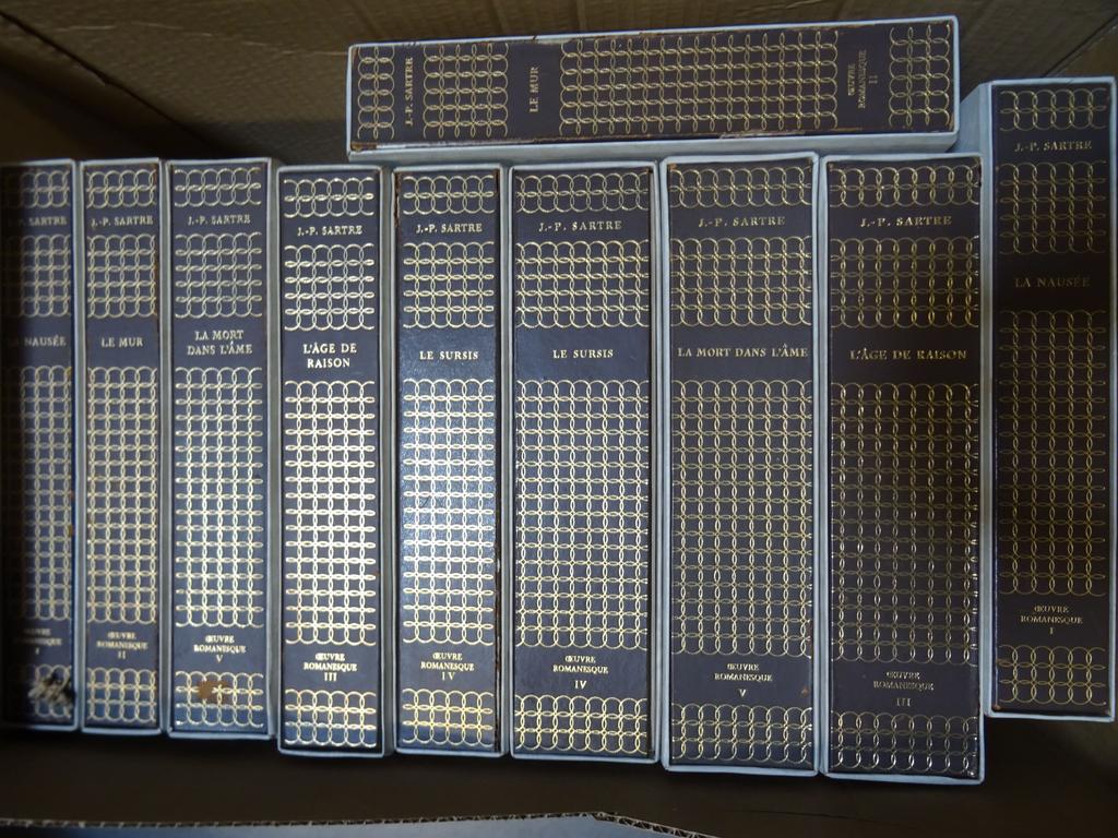 Les oeuvres complètes de Jean Paul SARTRE. Editions Lidis, illustrées. 1 carton